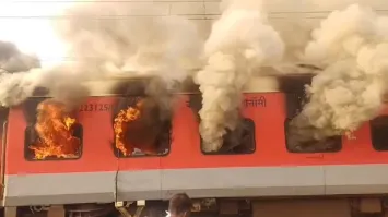 train-fire-1760761277
