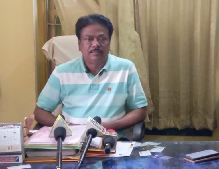 6226b986-51d8-490f-bd59-a09144753e8f