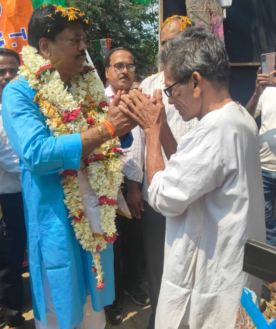 d7af1183-8bdf-42b9-b67a-17e0655effba