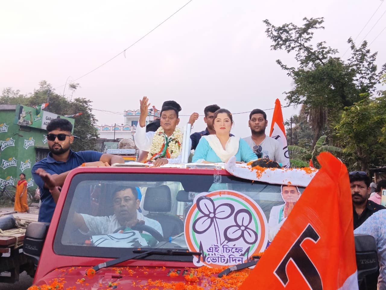 453ddb9c-2bbe-40c4-9f0a-b089424e7878