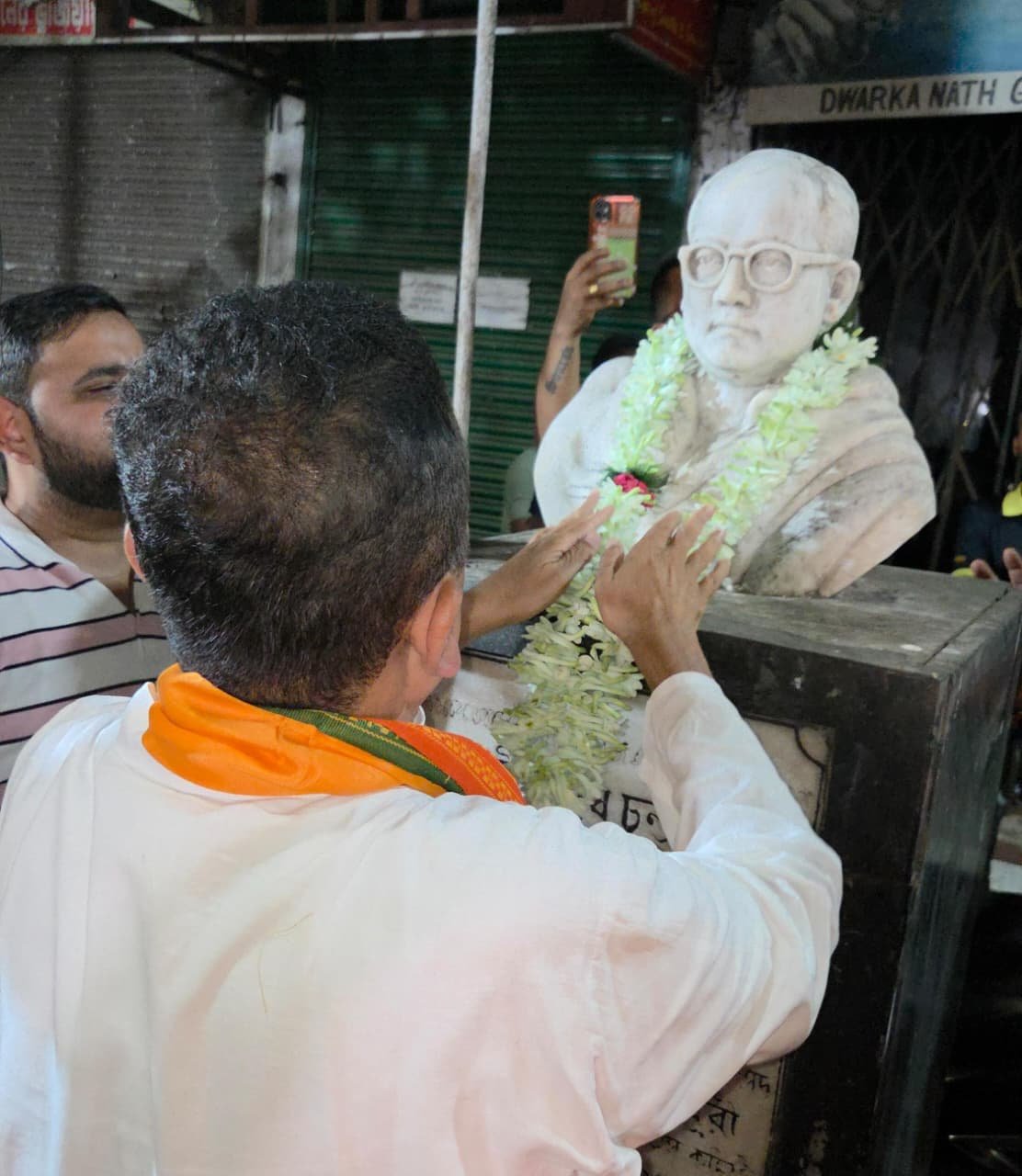 a36ab0f9-47e0-4af0-bfbf-6663ee557eb5